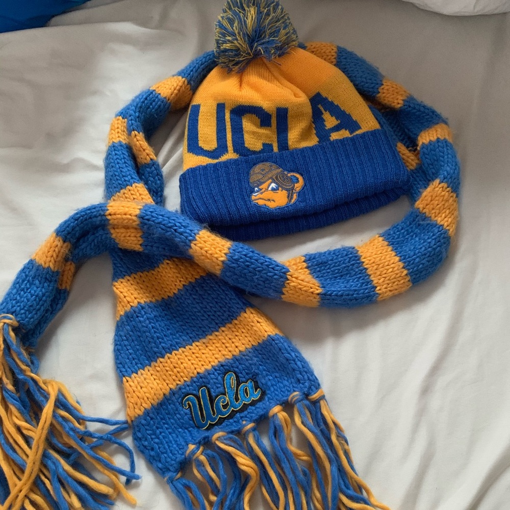 UCLA Bruins beanie and scarf set